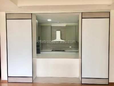 Apartamento en arriendo en Chico, Bogotá · foto 8 de 16