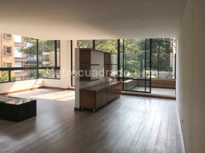Apartamento en venta en Santa Barbara Occidental, Bogotá · foto 2 de 13