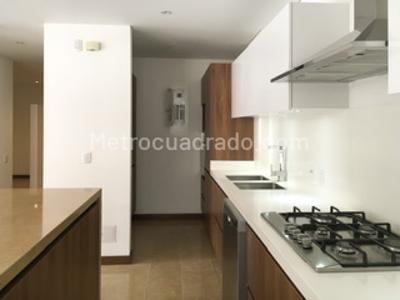 Apartamento en venta en Santa Barbara Occidental, Bogotá · foto 4 de 13