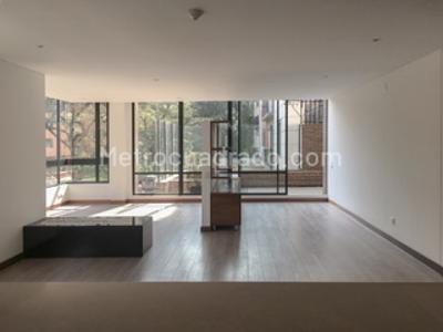 Apartamento en venta en Santa Barbara Occidental, Bogotá · foto 6 de 13
