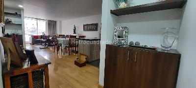 Apartamento de 3 alcobas en venta en Bella Suiza Alta, Bogotá, 124 m² · foto 6 de 20