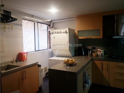 Apartamento en venta en Santa Barbara, Bogotá · foto 4 de 12