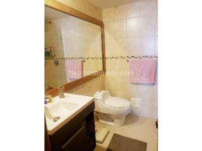 Apartamento en venta en Santa Barbara, Bogotá · foto 8 de 12