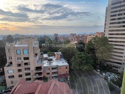 Apartamento de 3 alcobas en venta en El Nogal, Bogotá, 357 m² · foto 16 de 17
