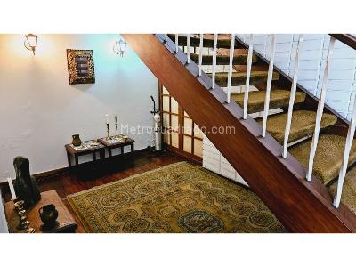 Casa de 3 alcobas en venta en Santa Paula, Bogotá, 345 m² · foto 3 de 20