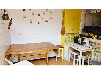 Casa de 3 alcobas en venta en Santa Paula, Bogotá, 345 m² · foto 7 de 20