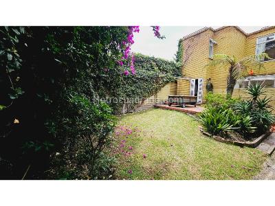 Casa de 3 alcobas en venta en Santa Paula, Bogotá, 345 m² · foto 10 de 20