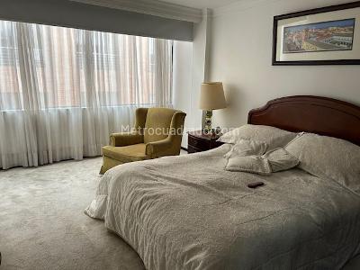 Apartamento en venta en Santa Barbara Central, Bogotá · foto 18 de 20