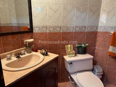 Apartamento en venta en Santa Barbara Central, Bogotá · foto 5 de 20