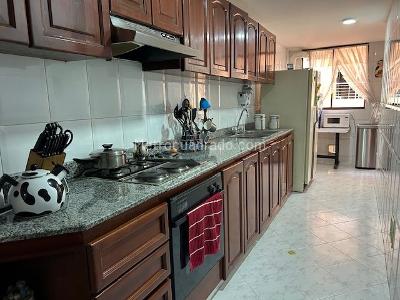 Apartamento en venta en Santa Barbara Central, Bogotá · foto 6 de 20