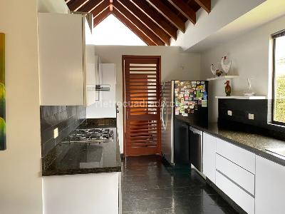 Casa de 4 alcobas en venta en Conjunto Carreton, Cajicá, 284 m² · foto 5 de 18