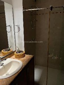 Apartamento en venta en Santa Barbara Central, Bogotá · foto 8 de 13
