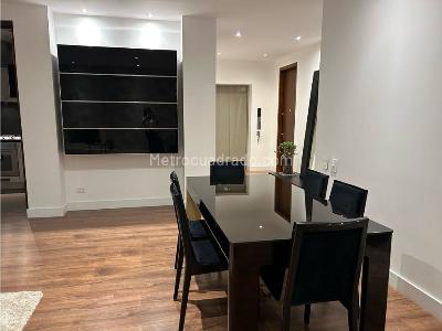 Apartamento de 2 alcobas en venta en Los Rosales, Bogotá, 126 m² · foto 7 de 20