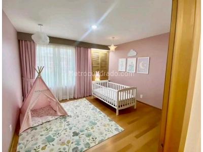 Apartamento de 3 alcobas en venta en Los Rosales, Bogotá, 199 m² · foto 20 de 20
