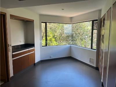 Apartamento de 3 alcobas en venta en Los Rosales, Bogotá, 320 m² · foto 6 de 20