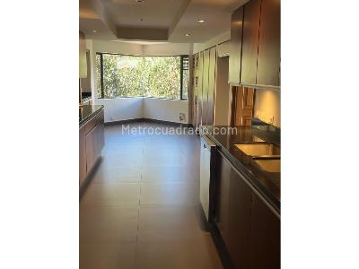 Apartamento de 3 alcobas en venta en Los Rosales, Bogotá, 320 m² · foto 8 de 20