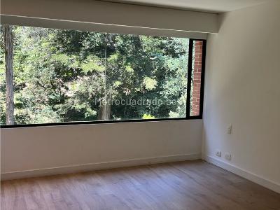 Apartamento de 3 alcobas en venta en Los Rosales, Bogotá, 320 m² · foto 13 de 20