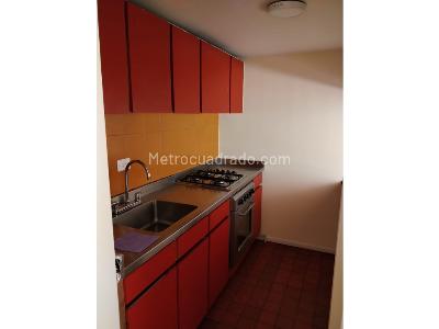 Apartamento de 1 alcoba en arriendo en Los Rosales, Bogotá, 64 m² · foto 5 de 11