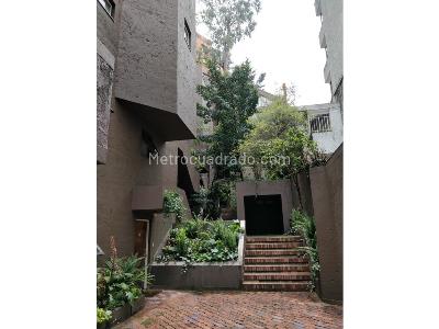 Apartamento de 1 alcoba en arriendo en Los Rosales, Bogotá, 64 m² · foto 10 de 11