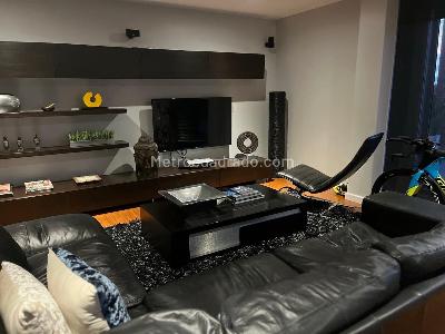Apartamento en venta en Santa Barbara, Bogotá · foto 3 de 18