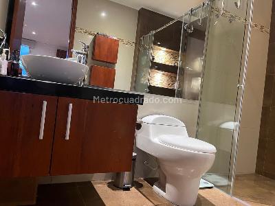Apartamento en venta en Santa Barbara, Bogotá · foto 6 de 18