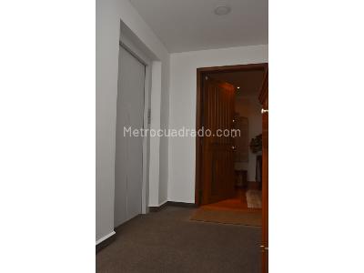 Apartamento de 3 alcobas en venta en La Cabrera, Bogotá, 226 m² · foto 17 de 18