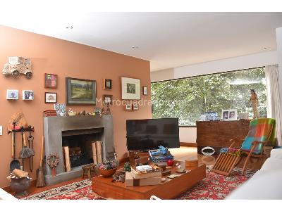 Apartamento de 3 alcobas en venta en La Cabrera, Bogotá, 226 m² · foto 4 de 18