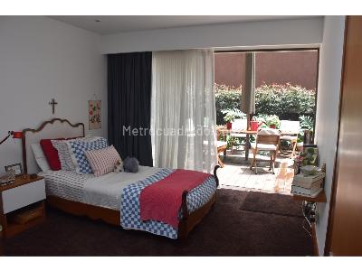 Apartamento de 3 alcobas en venta en La Cabrera, Bogotá, 226 m² · foto 12 de 18
