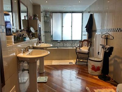 Apartamento en venta en El Refugio, Bogotá · foto 15 de 20