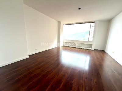Apartamento en venta en Chico Alto, Bogotá · foto 2 de 13