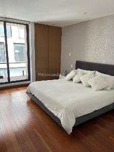 Apartamento de 3 alcobas en venta en Chico Norte, Bogotá, 146 m² · foto 4 de 6