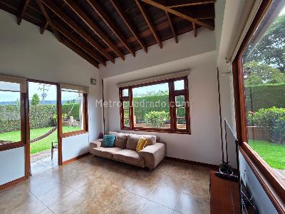 Casa de 4 alcobas en venta en Vda Bojacá, Chía, 335 m² · foto 4 de 20