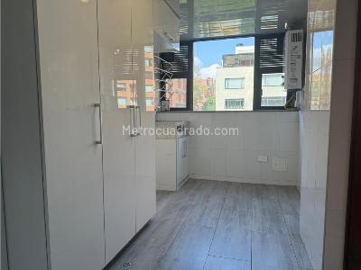 Apartamento de 3 alcobas en venta en El Nogal, Bogotá, 247 m² · foto 6 de 12