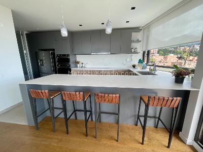 Apartamento de 4 alcobas en venta en El Nogal, Bogotá, 290 m² · foto 5 de 19