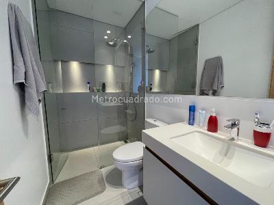 Apartamento de 4 alcobas en venta en El Nogal, Bogotá, 290 m² · foto 15 de 19
