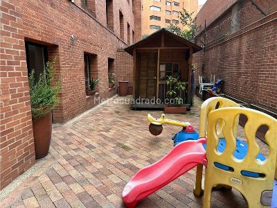 Apartamento de 4 alcobas en venta en Los Rosales, Bogotá, 240 m² · foto 5 de 20