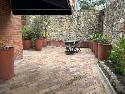 Apartamento de 4 alcobas en venta en Los Rosales, Bogotá, 240 m² · foto 7 de 20