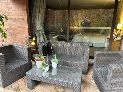 Apartamento de 4 alcobas en venta en Los Rosales, Bogotá, 240 m² · foto 8 de 20