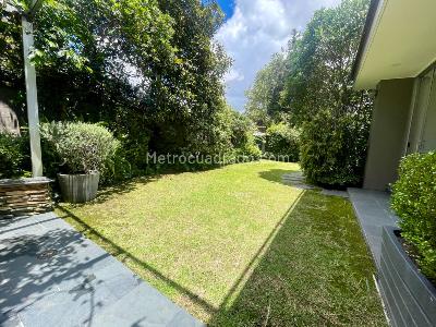 Casa de 4 alcobas en venta en Santa Ana Oriental, Bogotá, 1000 m² · foto 3 de 20