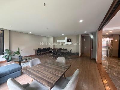 Apartamento en venta en Chico Navarra, Bogotá · foto 11 de 17
