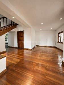 Casa en arriendo en Nogal, Bogotá · foto 9 de 12