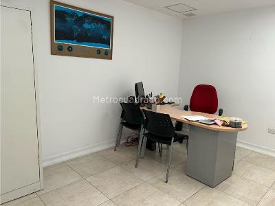 Casa de 5 alcobas en venta en San Jose De Bavaria, Bogotá, 910 m² · foto 13 de 20