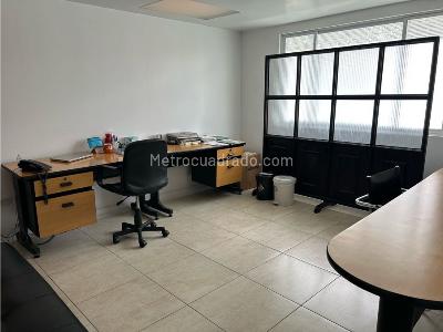 Casa de 5 alcobas en venta en San Jose De Bavaria, Bogotá, 910 m² · foto 19 de 20