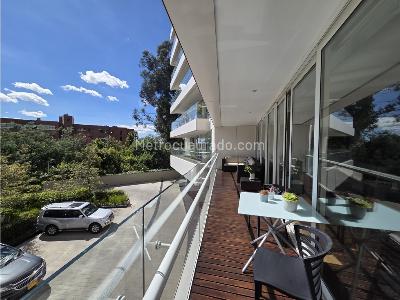 Apartamento de 3 alcobas en venta en Los Rosales, Bogotá, 277 m² · foto 4 de 17