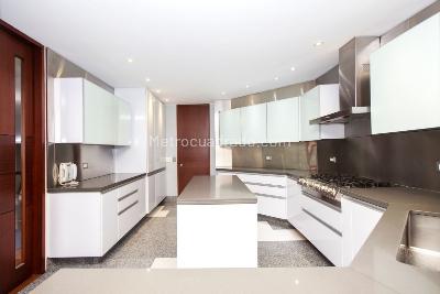 Apartamento de 3 alcobas en venta en Bellavista, Bogotá, 363 m² · foto 5 de 16
