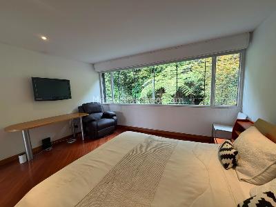 Apartamento de 4 alcobas en arriendo en Chico, Bogotá, 355 m² · foto 16 de 19