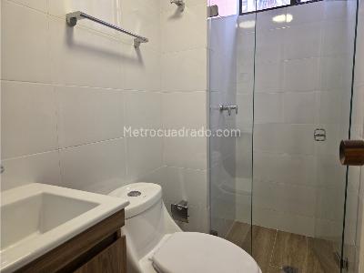 Apartamento de 3 alcobas en venta en Quinta Camacho, Bogotá, 157 m² · foto 7 de 11