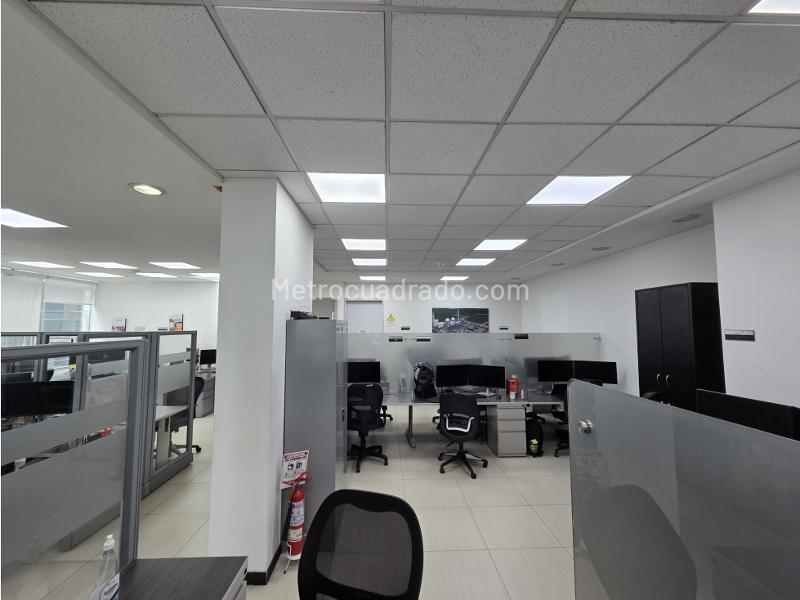 Oficina en Arriendo, Chico Reservado, Bogotá D.C. - Más
