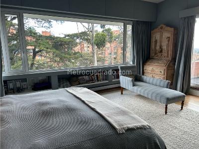 Apartamento de 5 alcobas en venta en Los Rosales, Bogotá, 607 m² · foto 9 de 20