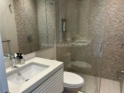 Apartamento de 5 alcobas en venta en Los Rosales, Bogotá, 607 m² · foto 15 de 20